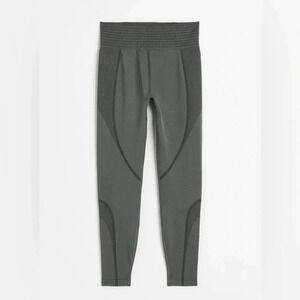 H&M DryMove™ Seamless Shaping Sports Leggings in Olive Green SZ M